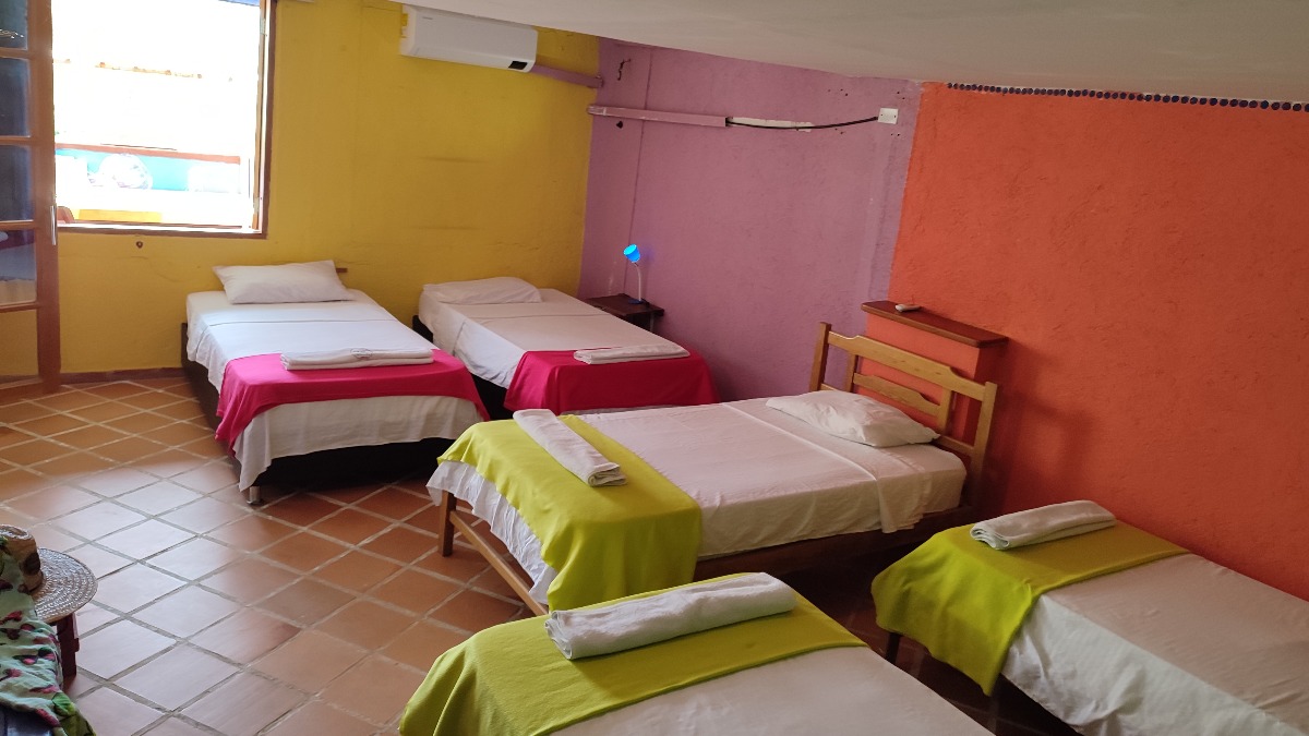 Dormitorio Mixto - 5 camas